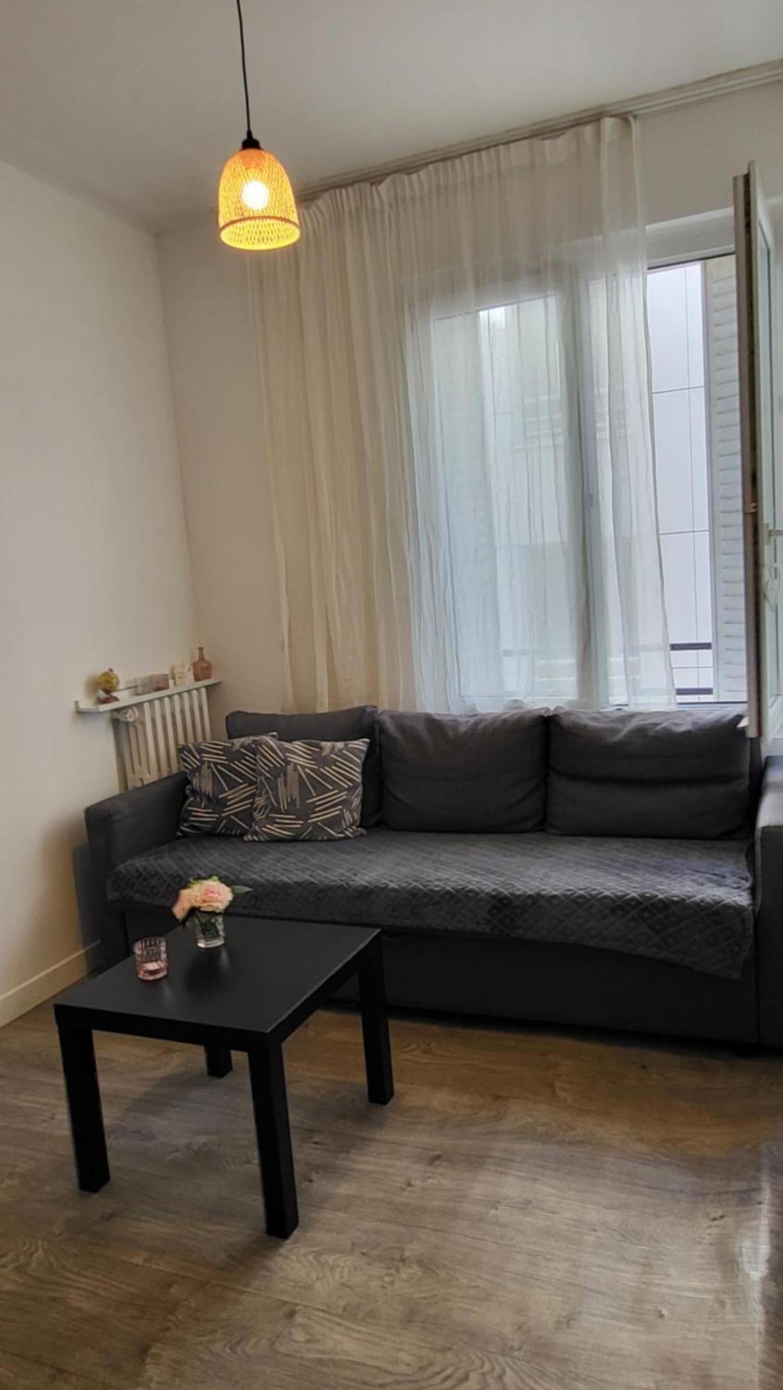 Appartement Apparemment Parisien Extérieur photo